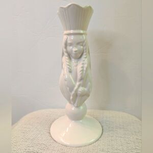 Vintage Hull Coronet Queen Vase 1959 #209